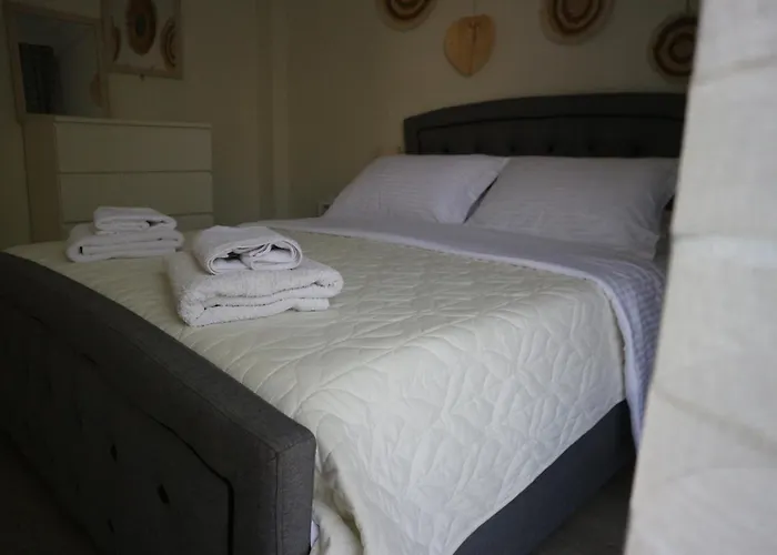 Grandma Mary's Apartamento Nea Plagia